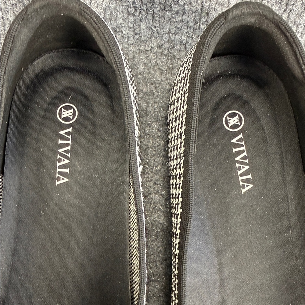 Vivaia Margot 2.0 Square-Toe V-Cut Slip On Flats Size 10.5 EU 42 - Picture 5 of 8